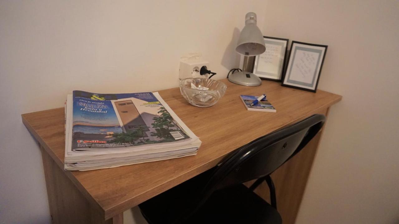 Studio Apartman "Djed" Hrvatska Kostajnica Extérieur photo